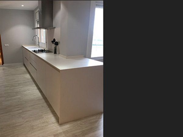 Reforma de cocina de madera Barcelona - Contemporánea