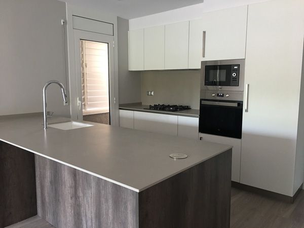 Reforma de piso en Granollers interiorismo y reformas | Contemporánea