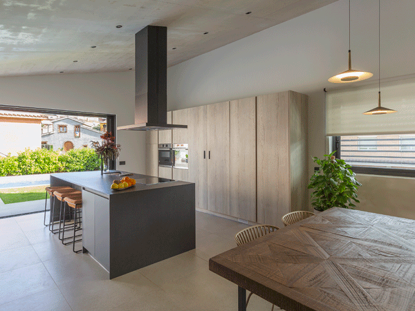 Obra nueva Granollers: un diseño moderno de gran calidez