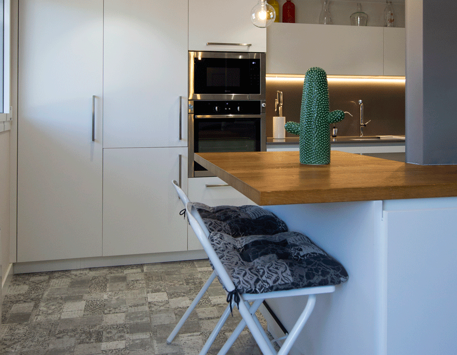 Cocina abierta al salón, arquitecto Granollers, Contemporánea diseño y arquitectura