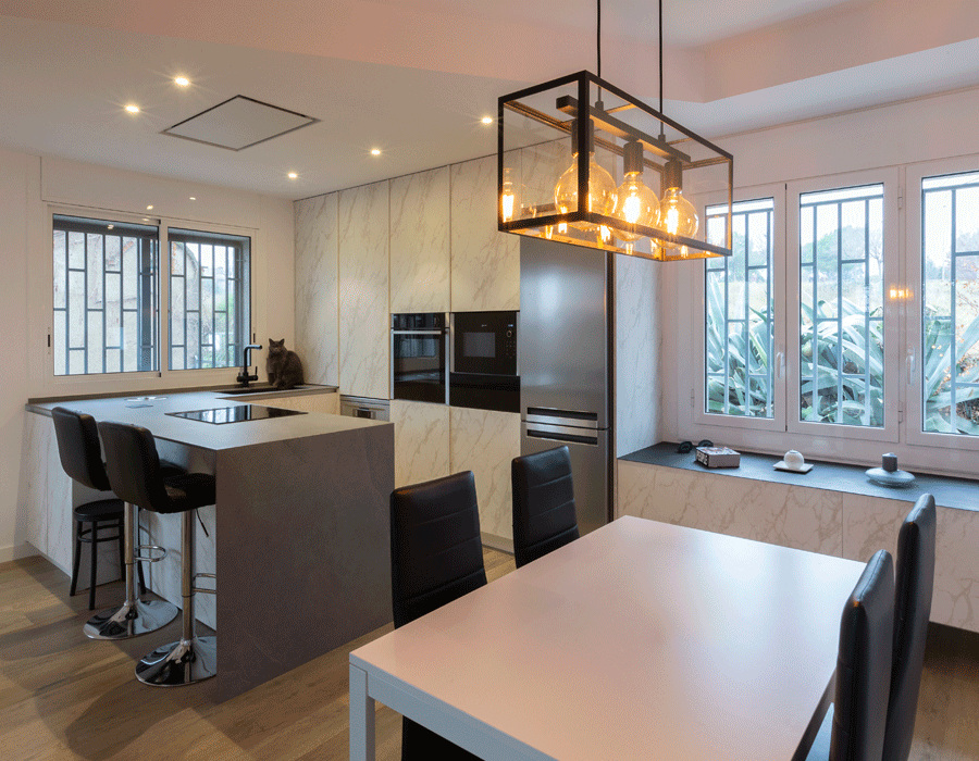 Cocina abierta al salón, arquitecto Granollers, Contemporánea diseño y arquitectura