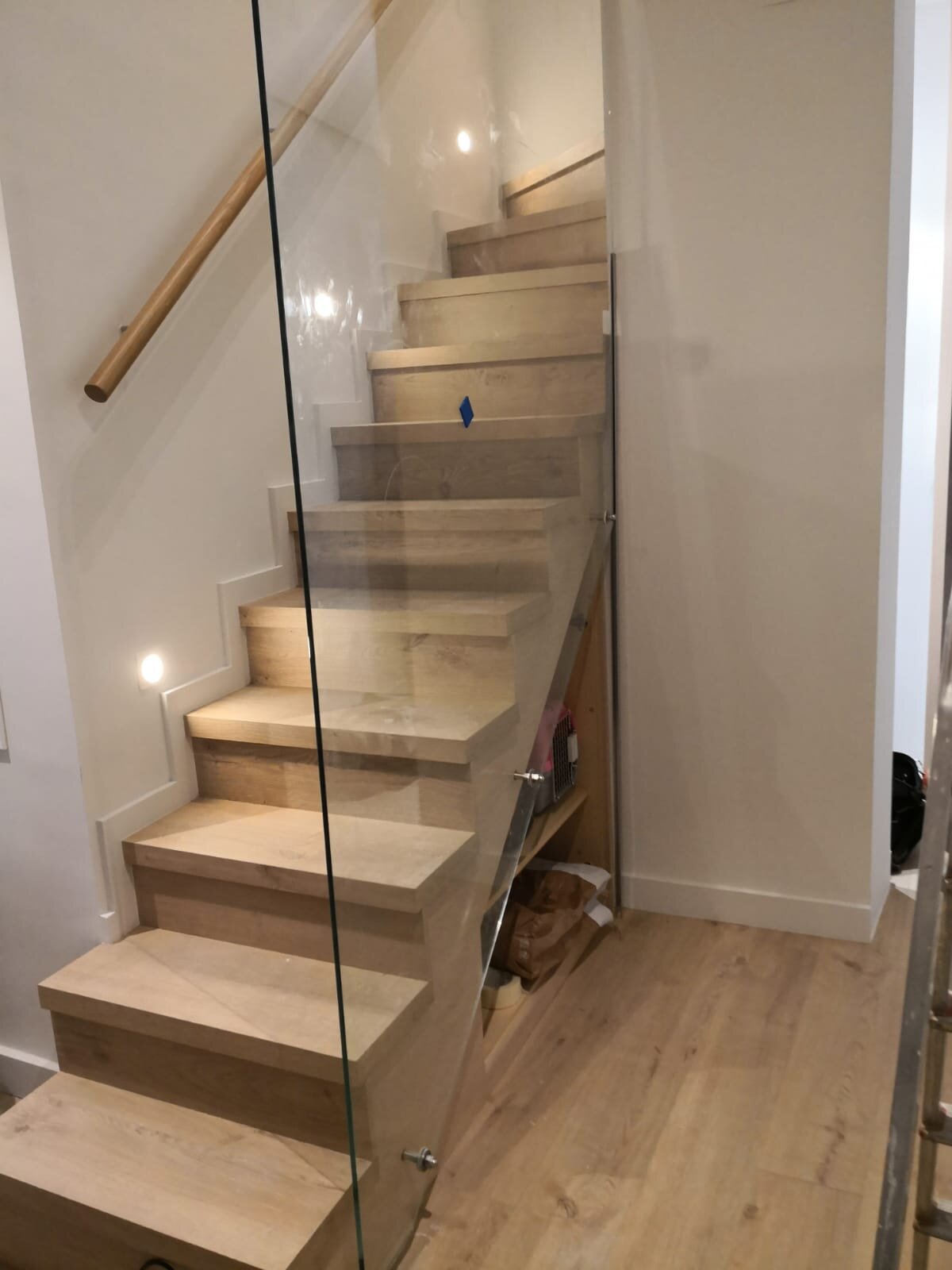 Diseño de escalera en reforma de casa, estudio de arquitectura Granollers