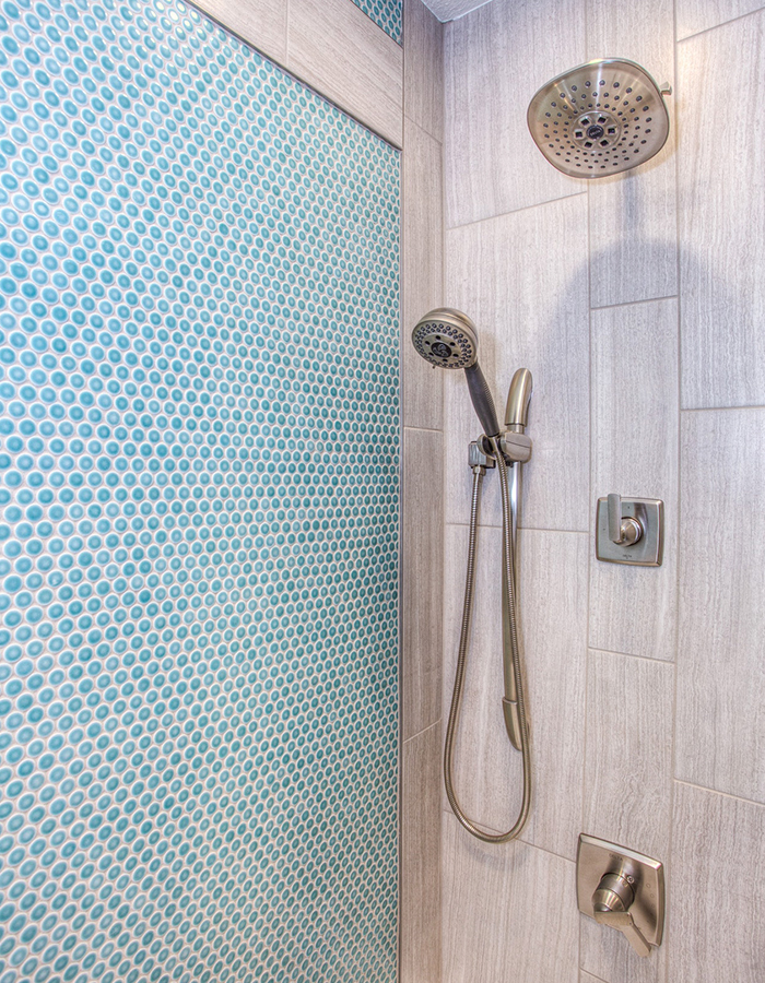 ¿Por qué renunciar a un diseño que defina mejor el estilo del lavabo o de la ducha y se identifique con tu personalidad? En nuestra empresa de reformas e interiorismo de Granollers podemos asesorarte sobre tendencias en grifería e indicarte cuál es la más adecuada para ti